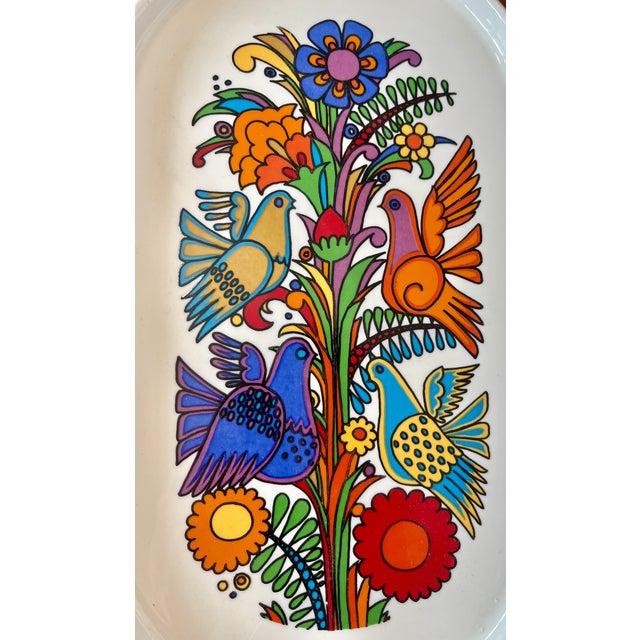 Small oval tray from the iconic Acapulco collection, created in 1967 by designer Christine Reuter for Villeroy & Boch. Its...