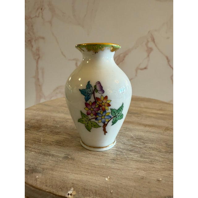 Herend Late 20th Century Herend “Queen Victoria” Miniature Porcelain Vase For Sale - Image 4 of 8