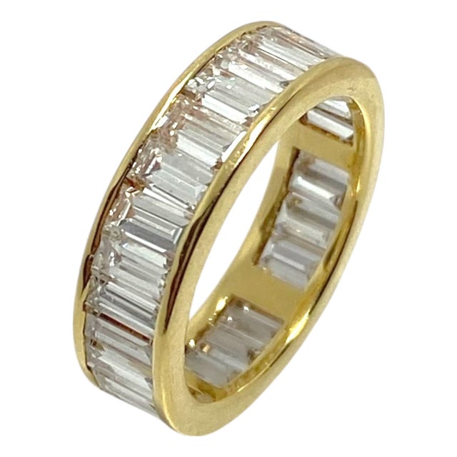 Vintage 18k Yellow Gold Baguette Cut Diamond Eternity Band, Size 6 For Sale