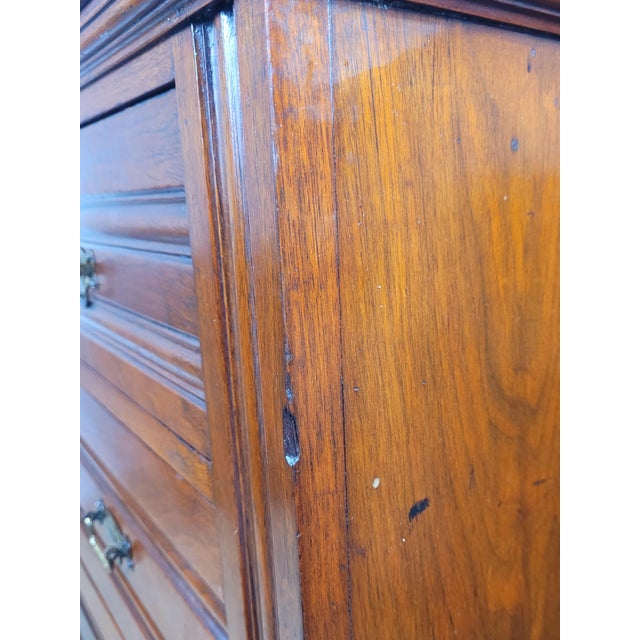 Edwardian Chest of Drawers in Walnut, 1910s For Sale - Image 18 of 18