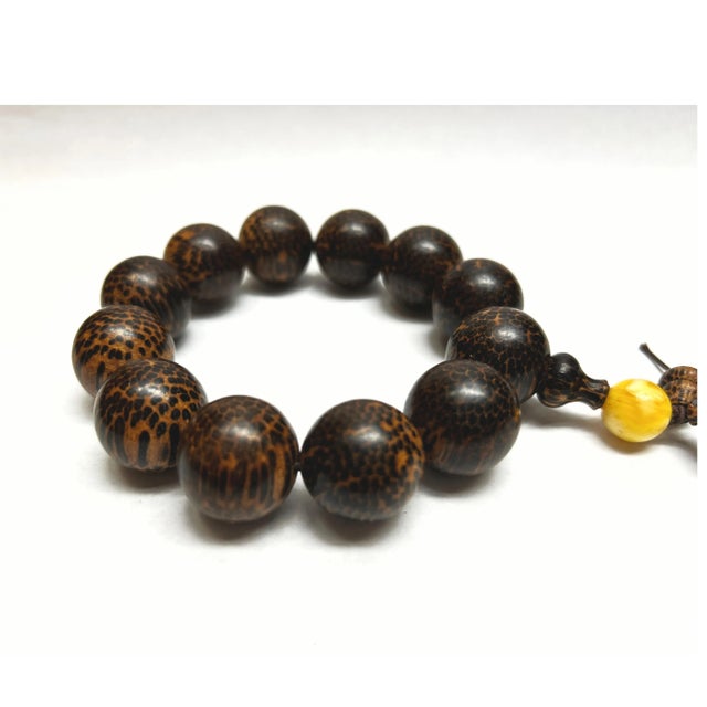 Wood Natural Scale Dots Pattern Wood Beads Hand Rosary Praying Bracelet For Sale - Image 7 of 7