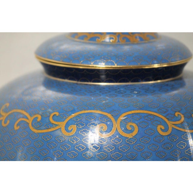 Large Chinese Double Swan Cloisonne Companion Urn For Sale - Image 6 of 10