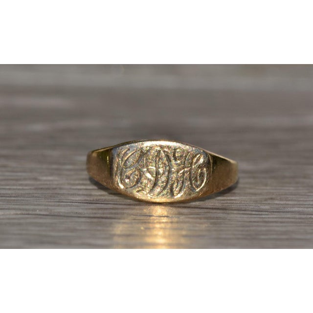 Gold The Baytown: Ladies Hand Engraved Cocktail Ring in Yellow Gold For Sale - Image 8 of 10