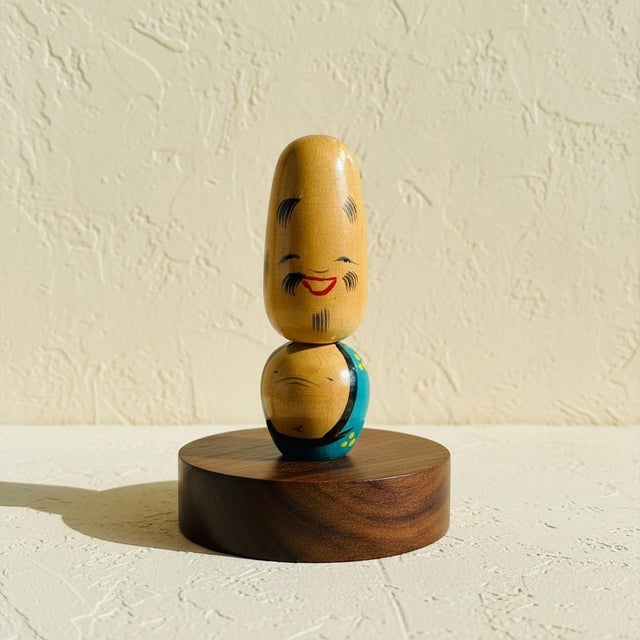 Wood Vintage Japanese Kokeshi Dolls-Set of 4-Miniature Hand Painted Wood-Japan- MCM For Sale - Image 7 of 11