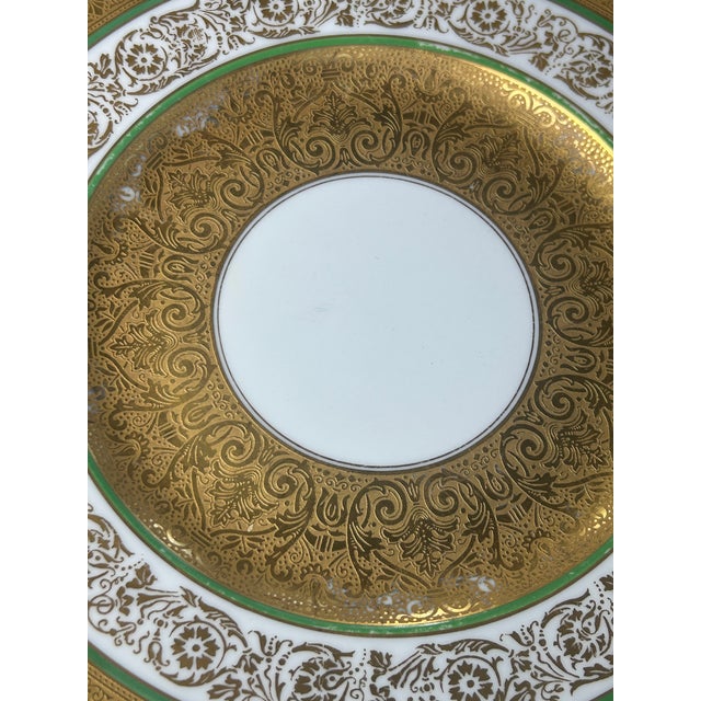 Late 19th Century Bavarian Gold Encrusted Dinner Plates - Set of 8 For Sale In Sacramento - Image 6 of 14