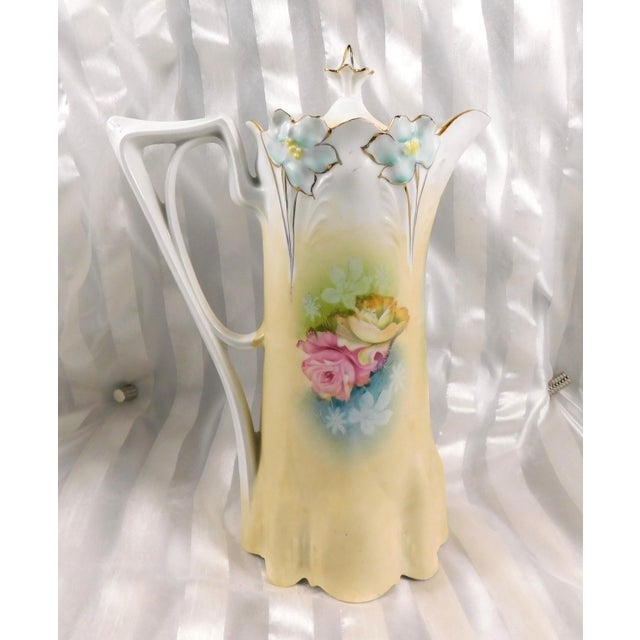 Contemporary 1920s Unmarked Floral Chocolate Pot Set With Six Cups For Sale - Image 3 of 13