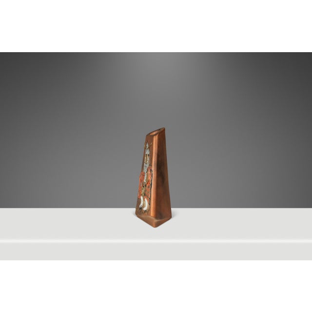 Mid-Century Post Modern Contemporary Studio Ceramic Vase / Vessel by Rosebud Designs, United Kingdom, C. 1980s For Sale - Image 4 of 18