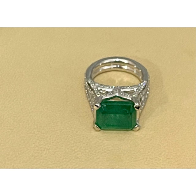 8.5 Carat Emerald Cut Emerald and 4 Ct Diamond Ring Platinum, Estate 6.5 Unisex For Sale - Image 9 of 18