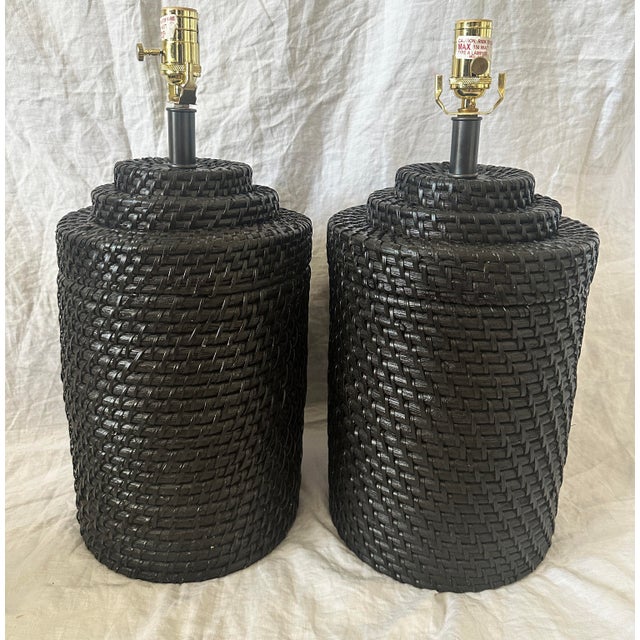 2010s Ethan Allen Espresso Woven Rattan Table Lamps-a Pair For Sale - Image 5 of 7