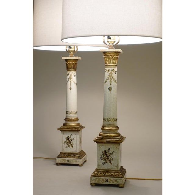 1930s Neoclassical Hand Painted Tole "Grand Tour" Tuscan Style Column Terra Cotta Pottery Wood Table Lamps - a Pair For Sale - Image 4 of 13