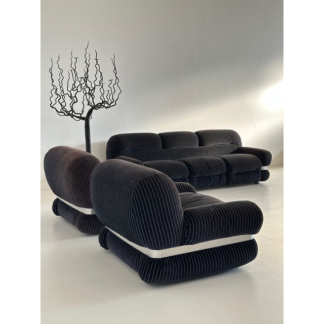 Space Age Living Room Set in Dark Blue Striped Velvet and Metal, 1970s, Set of 3 For Sale - Image 17 of 18