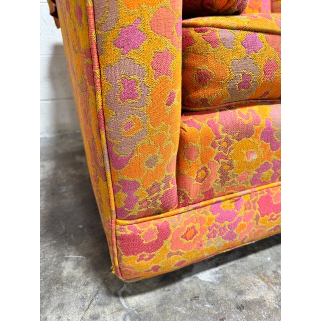 Flower Power 70s Love Seats - A Pair For Sale In Richmond - Image 6 of 12