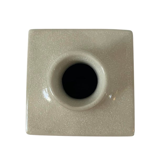 1960s Rare Mogi Nagoya Japanese MCM Geometric Vase Tan and White For Sale - Image 5 of 6