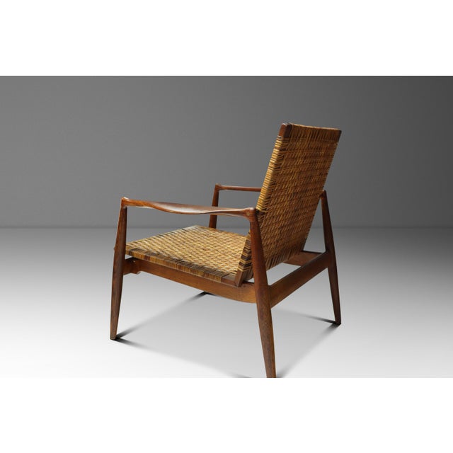 Soren Willadsen Mobelfabrik Early Set of Two ( 2 ) Finn Juhl Model Sw96 Lounge Chairs in Teak, Oak, and Caning Attributed to Søren Willadsen, Denmark, C. 1950s For Sale - Image 4 of 16