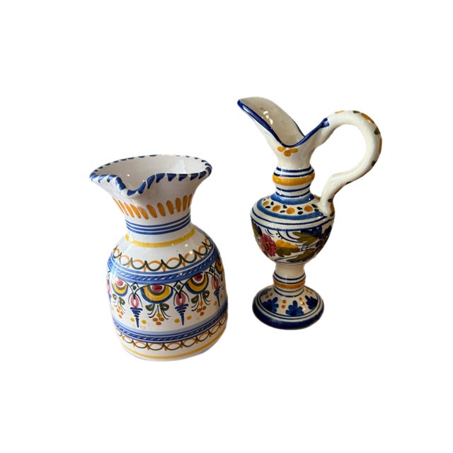 Mediterranean Late 20th Century Spanish Ceramic Ewers Hand-Painted Signed De La Cal Puente - a Pair For Sale - Image 3 of 11