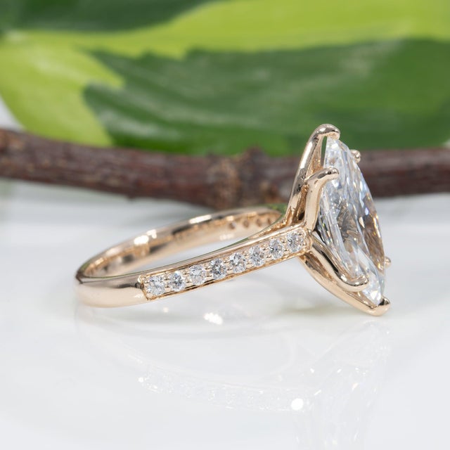 Gold 3Ct Lab-Grown Diamond Ring With Earth-Mined Diamond Accents in Solid 14k Gold, Size 6.75 For Sale - Image 8 of 11