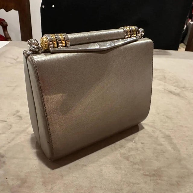 Animal Skin 1960s Mid-Century Gray Leather Italian Minaudière Bag by Rodo For Sale - Image 7 of 14