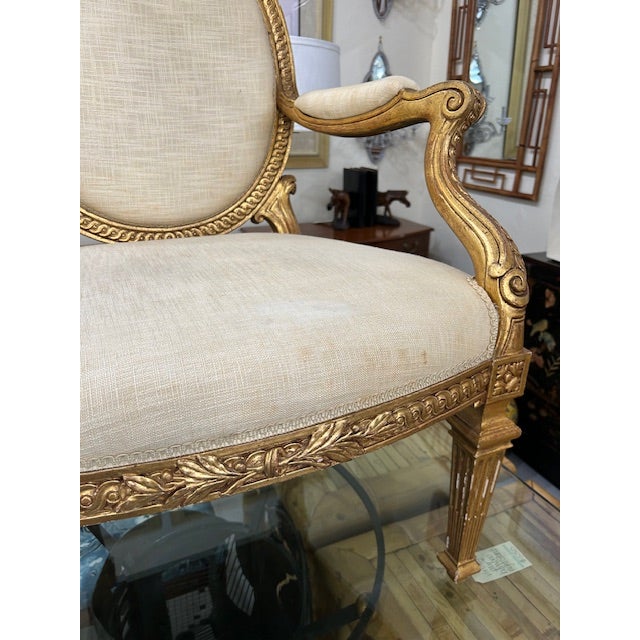Late 20th Century 20th Century Italian Wood Carved Gold Gilt Oval Armchairs, a Pair For Sale - Image 5 of 12