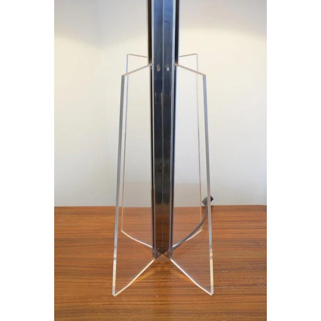 Vintage Italian Acrylic Glass Lamp, 1970s For Sale - Image 3 of 9