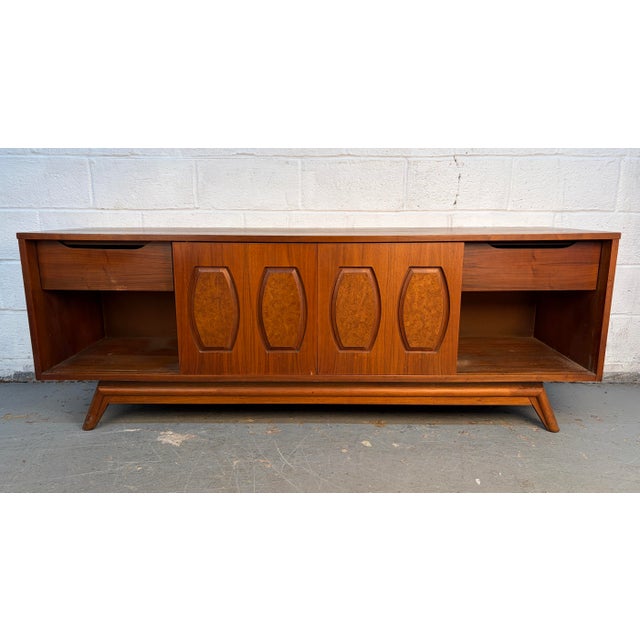 Brown Young Manufacturing Mid 20th Century Walnut and Burlwood Buffet, Attributed For Sale - Image 8 of 17