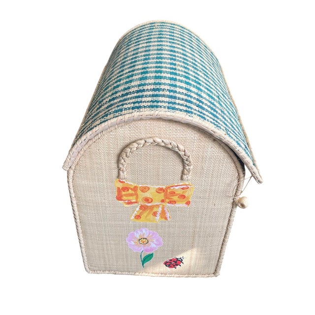 Art Deco Whimsical Handcrafted Raffia Toy Box With Gingham Lid – Alligator & Koala Motif For Sale - Image 3 of 8