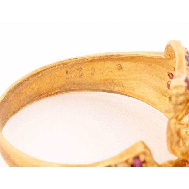 18k Yellow Gold Ruby Diamond Emerald Leopard-Form Ring For Sale - Image 9 of 9