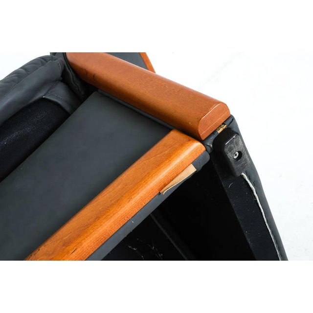 Late 20th Century Ekornes Leather Stressless Eldorado Sofa For Sale - Image 9 of 16