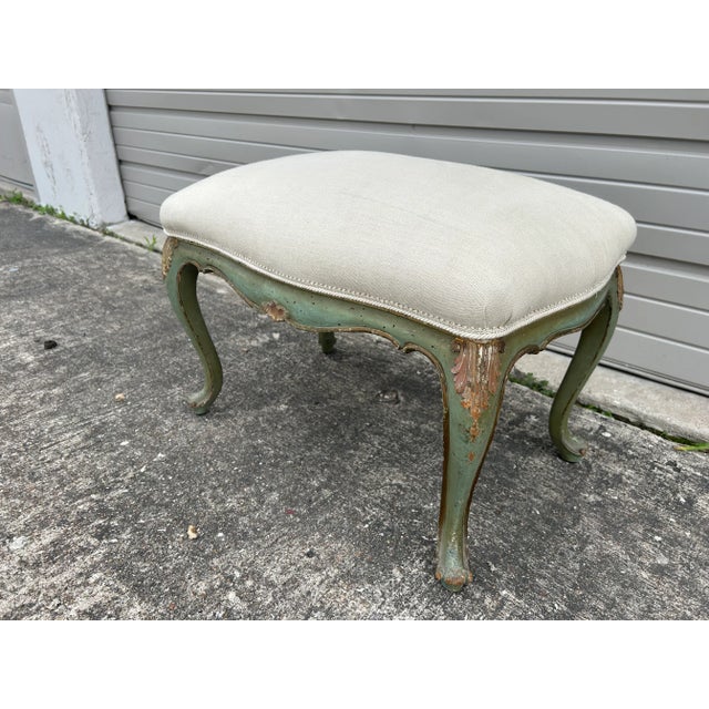 Italian Louis XV Style Painted and Gilt Bench For Sale In Houston - Image 6 of 10