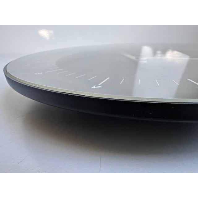 Minimalist Wall Clock 5W1 by Reinhold Weiss for Junghans, Germany, 1990s For Sale - Image 4 of 12
