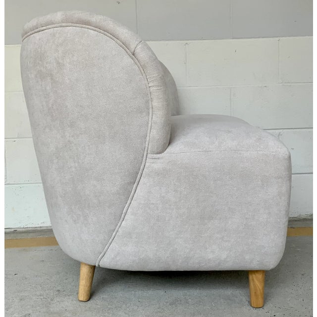 Noir Noir Co. Modern Gray Slipper Chair For Sale - Image 4 of 7