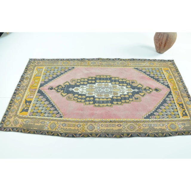 Handmade wool and cotton rug in Turkish Anatolia , Vintage Oushak Rug,Turkish Antique Vintage Anatolian Rug, Handmade wool...