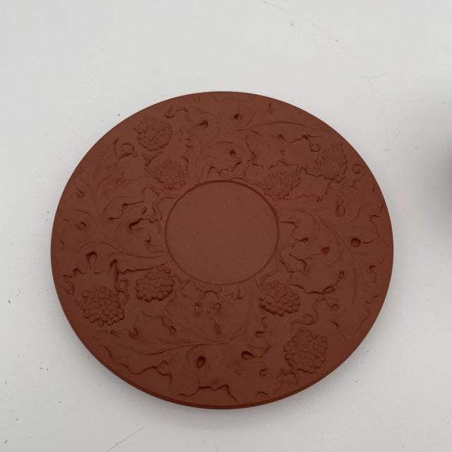 Traditional 1980s Meissen Cups and Saucers Set- 8 Pieces For Sale - Image 3 of 5