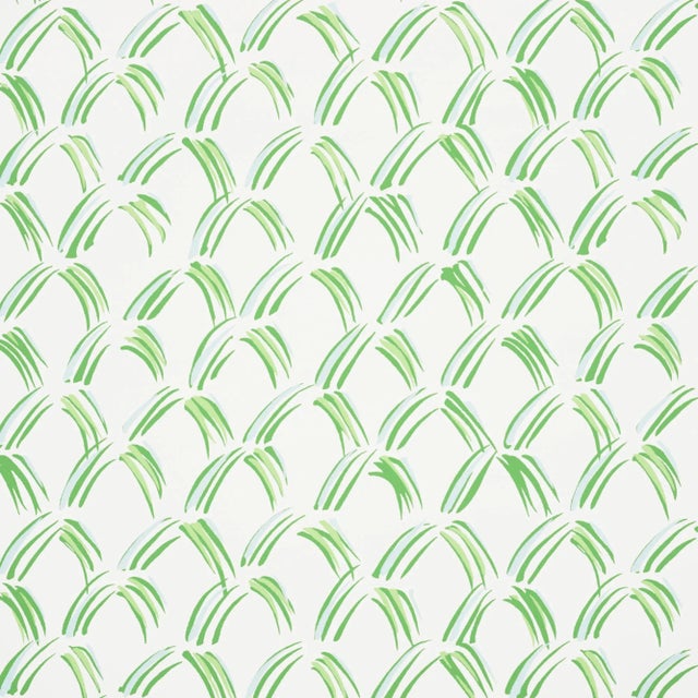Schumacher Sample - Schumacher Trevi Diamond Wallpaper in Grass For Sale - Image 4 of 4