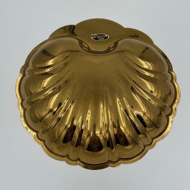 Brass Vintage XL 14" Wide Brass Scallop Shell Tray, Platter, or Wall Decor For Sale - Image 8 of 11