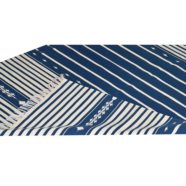 Boho Chic Yarrow Rug, 6x9, Navy Blue & White For Sale - Image 3 of 5