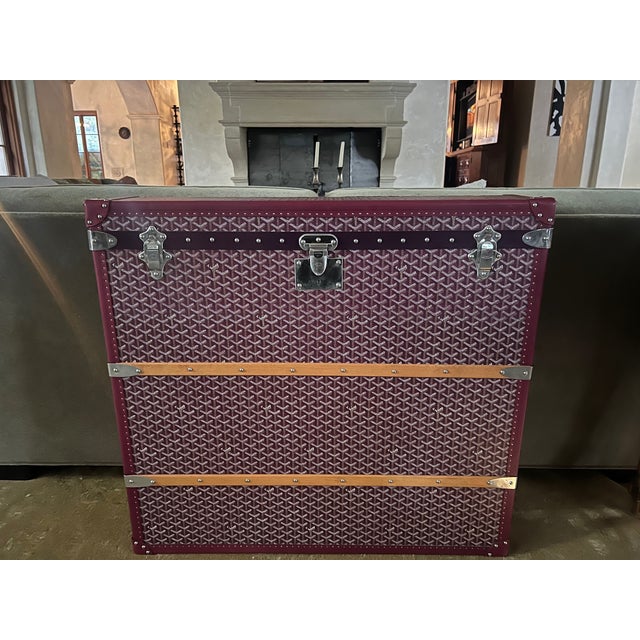 2000 - 2009 Goyard Hand-Painted Store Display, Wood, French Provincial, 2005 For Sale - Image 5 of 18