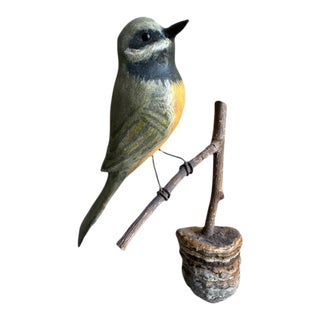 Vintage Wood Carved Folk Art Bird #57 For Sale