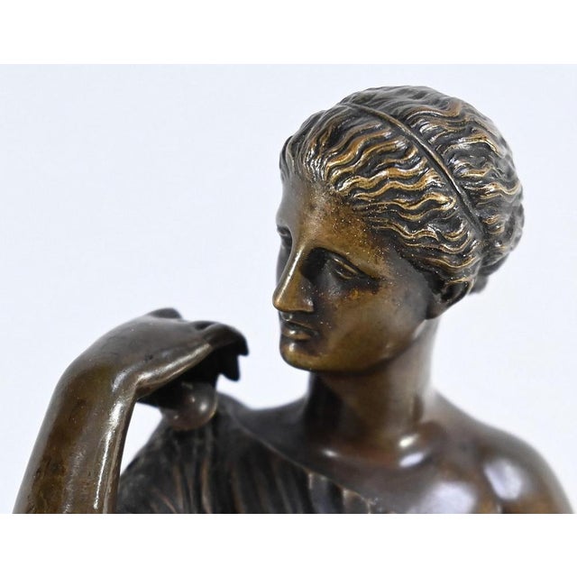 After Praxitèle, Diane de Gabies, 1800s, Bronze For Sale - Image 9 of 18