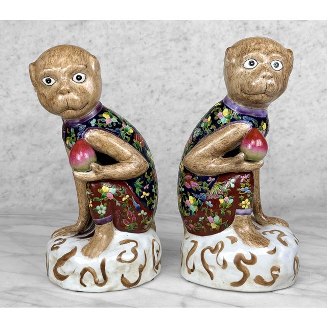 Vintage Chinese Chinoiserie Porcelain Monkey Holding Peach Sculpture - A Pair For Sale - Image 4 of 10