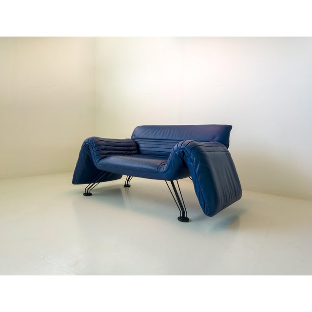 Original DS-142 armchair, designed by Winfried Totzek for the Swiss quality brand De Sede. Known for its versatile and...