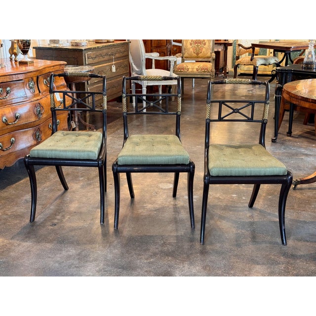 English Set of Six 19th Century Black and Gilt X-Back Side Chairs For Sale - Image 3 of 10