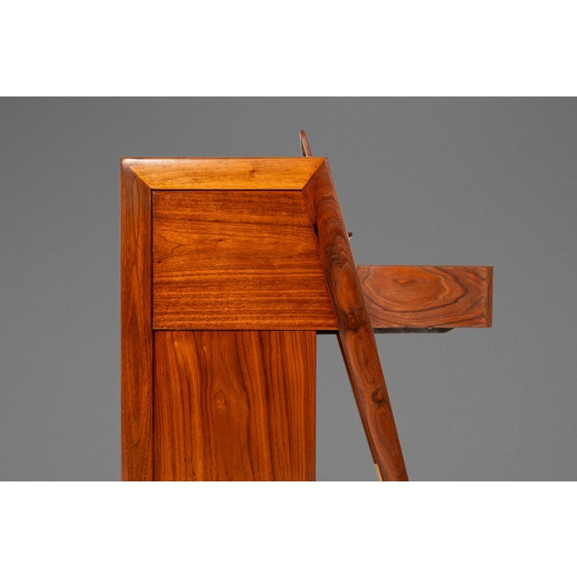 Brown Rare Early Mid Century Modern Baldwin Acrosonic Piano in Walnut, Brass & Caning #759945, Usa, C. 1960s For Sale - Image 8 of 18