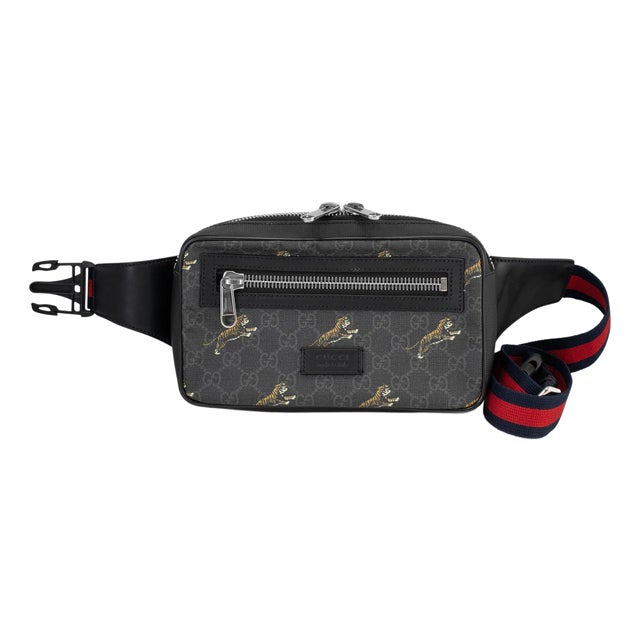 Gucci Gg Monogram Supreme Tigers Black Leather Bestiary Belt Bag For Sale