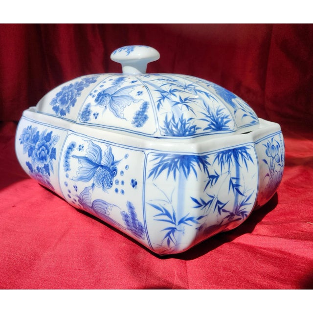 AK Dutch Delftware Final Clearance Canton Export 39.5" Circumference Hand Painted Blue & White Koi Tureen or Catchall Casket of 20th Century For Sale - Image 4 of 12