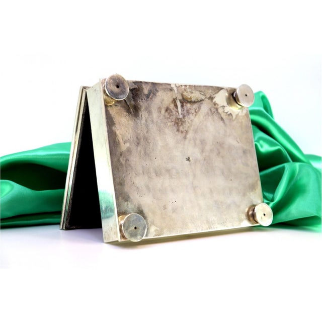 Silver Shell Jewelry Box with Reliefs and Applications For Sale - Image 3 of 9