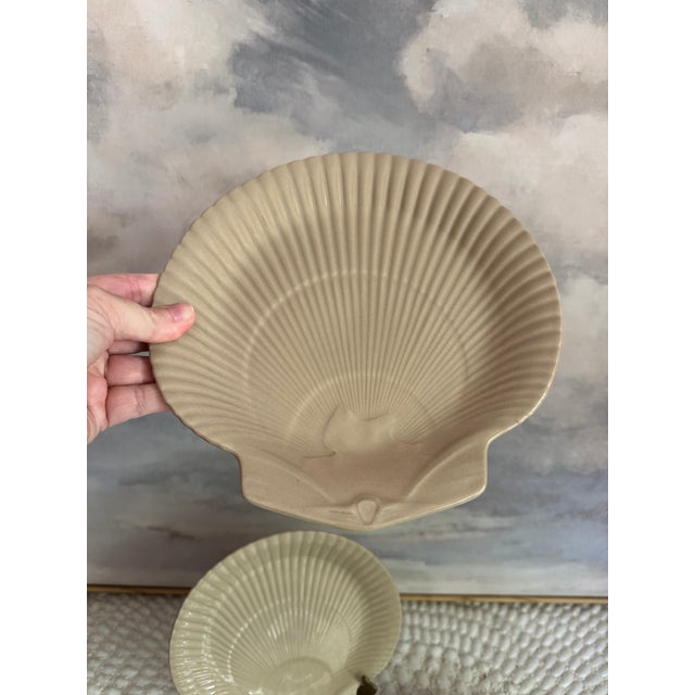 English Mid 20th CenturyWedgwood Wedgwood of Etruria & Barlaston Nautilus Taupe Bone China Shell Plates -Set of 4 For Sale - Image 3 of 6