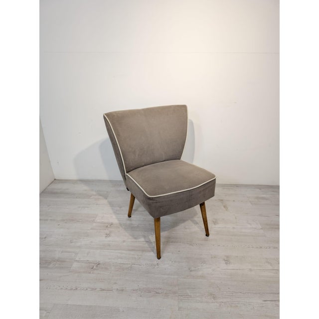 Vintage Knechtel Club Cocktail Armchair. A comfortable, upholstered vintage club armchair. Made of high-quality materials,...