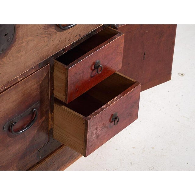Brown Japanese Tansu in Wood For Sale - Image 8 of 14