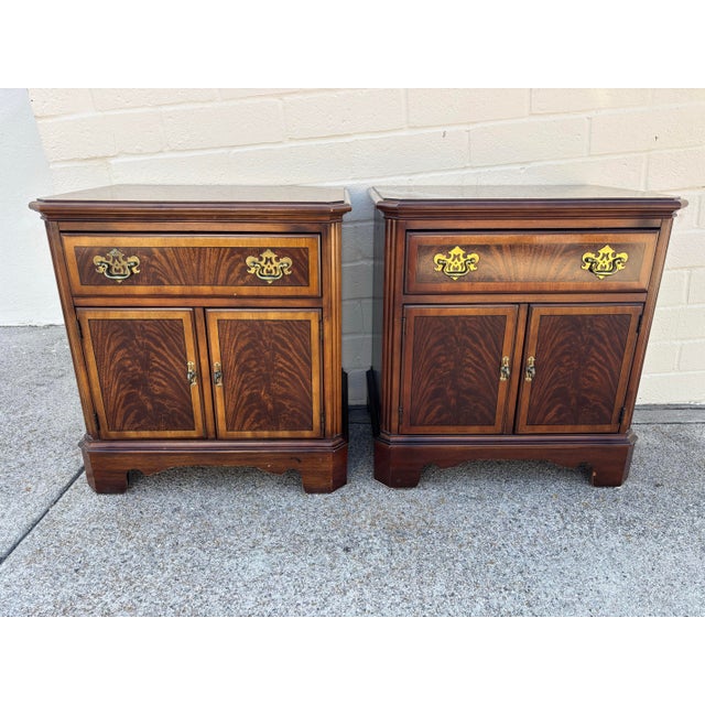 Pair of Drexel Heritage Heirloom Collection Chippendale-Style Nightstands Featuring Mahogany Wood and Brass Hardware For Sale - Image 9 of 9
