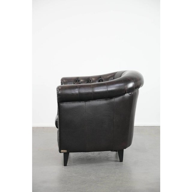 1990s Chesterfield Club Chair in Cowhide Leather For Sale - Image 5 of 15